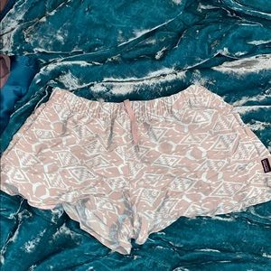 patagonia barely baggies shorts